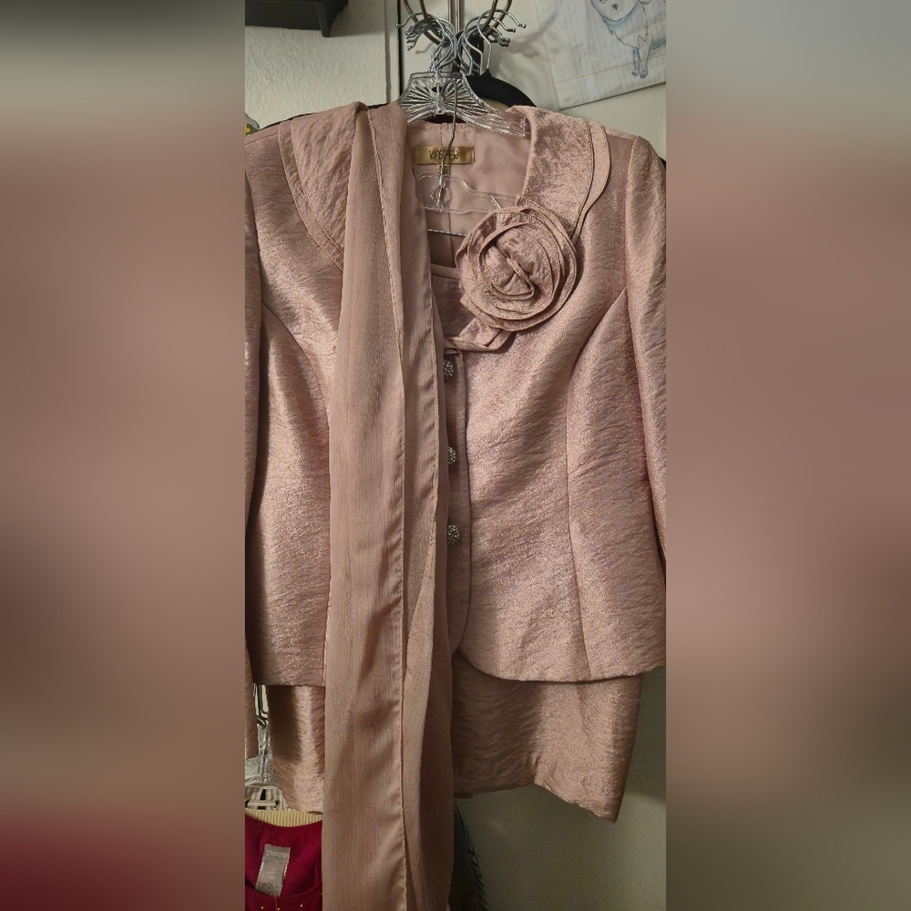 3 Pc Sz 12p Kasper Blush Rose Accent Jacket, Skirt & Scarf Set Sunday Best Bride